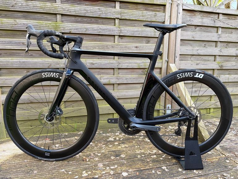 Used Canyon Aeroad CF SL Disc 8.0 Di2 2019 2019 Road & Gravel, Negro — image 2 of 7