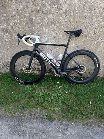 Used BMC Teammachine SLR 01 ONE 2023 2023 Road & Gravel, Nero — image 3 of 3