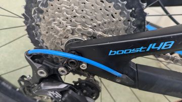 Käytetty Pivot Firebird Pro XT/XTR 2019 2019 Mountainbike — kuva 14 / 25