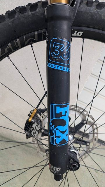 Käytetty Pivot Firebird Pro XT/XTR 2019 2019 Mountainbike — kuva 4 / 25