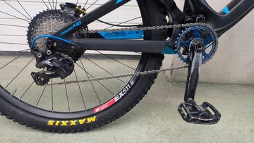 Käytetty Pivot Firebird Pro XT/XTR 2019 2019 Mountainbike — kuva 3 / 25
