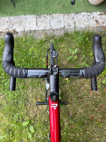 Used Ridley Helium Shimano Ultegra Di2 2022 Road & Gravel, Red — image 9 of 11