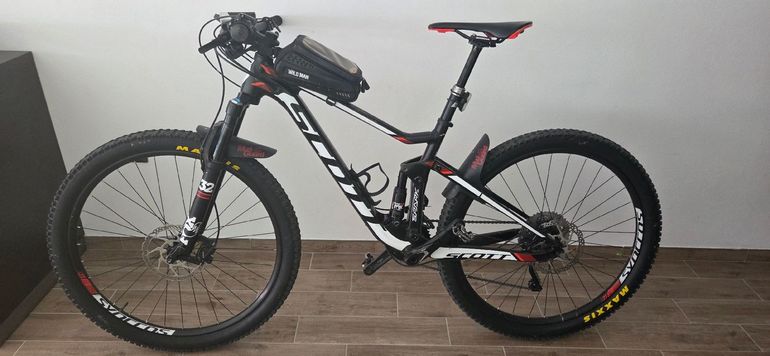 Used Scott Spark 750 2017 2017 Mountainbike, Black, 27.5 — image 2 of 12