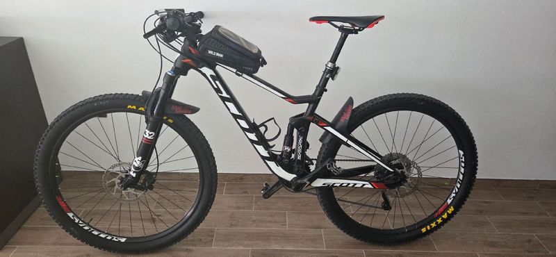 Used Scott Spark 750 2017 2017 Mountainbike, Black, 27.5 — image 2 of 13