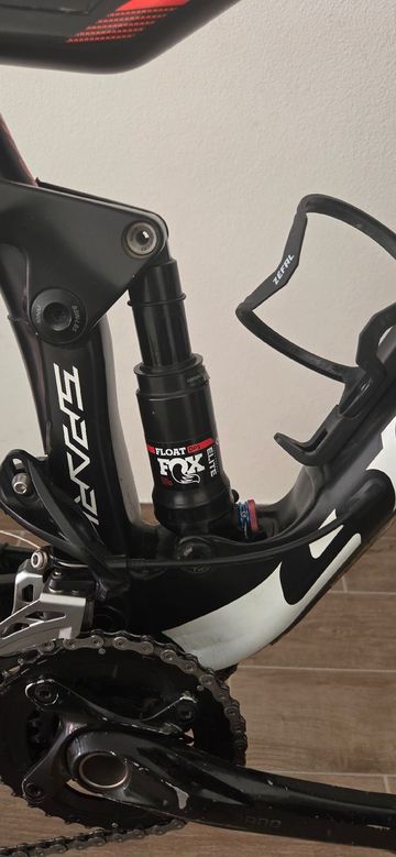 Used Scott Spark 750 2017 2017 Mountainbike, Black, 27.5 — image 4 of 13