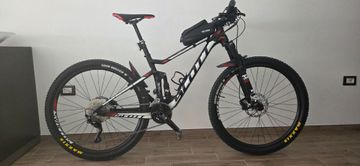 Used Scott Spark 750 2017 2017 Mountainbike, Black, 27.5 — image 1 of 13