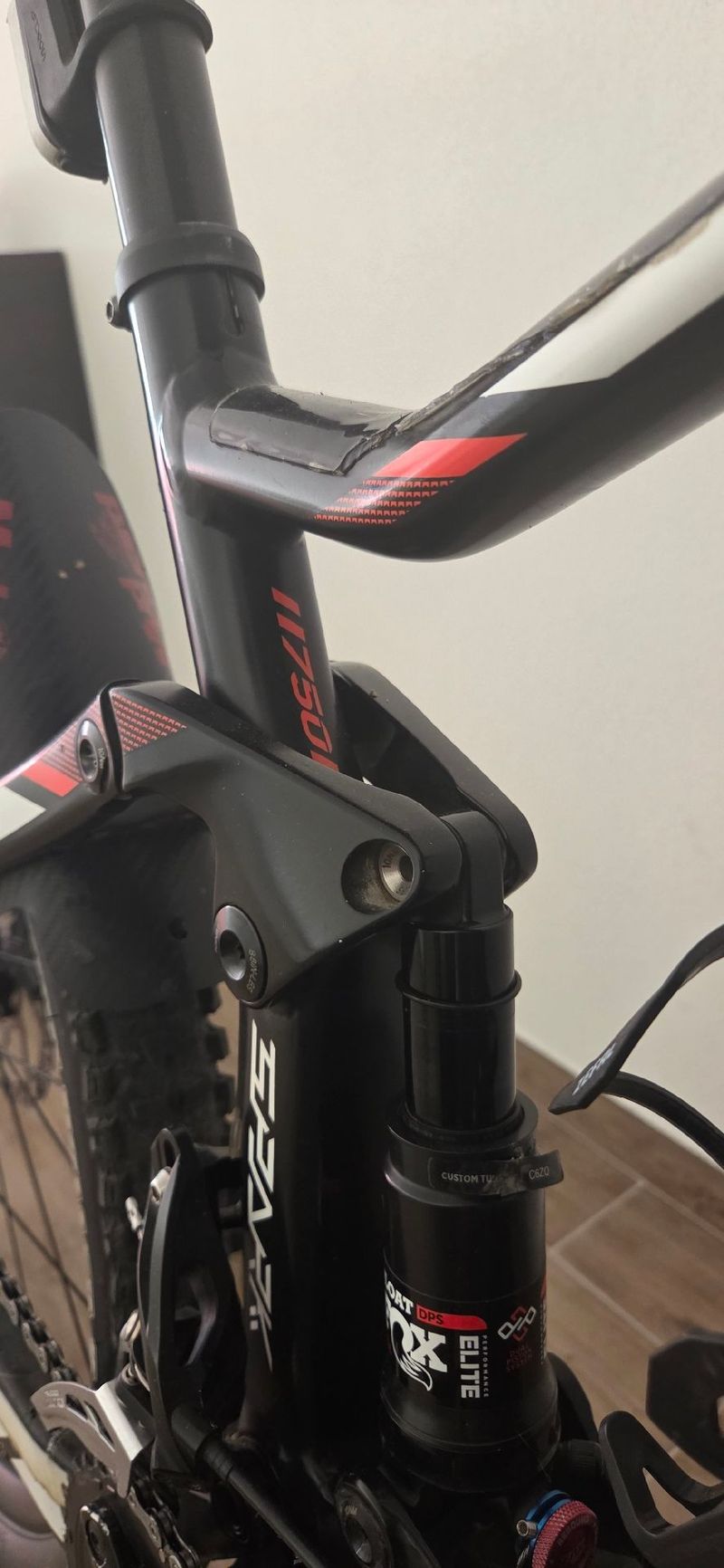 Used Scott Spark 750 2017 2017 Mountainbike, Black, 27.5 — image 5 of 13