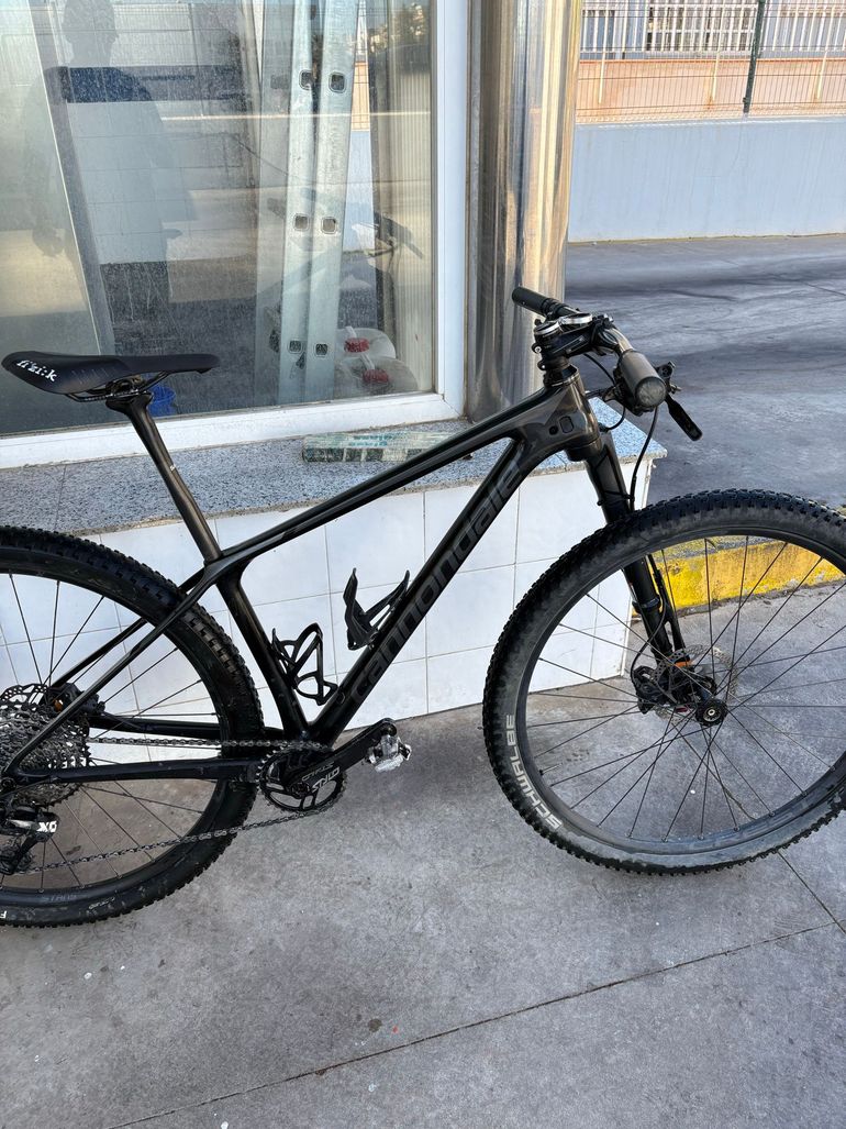 Used Cannondale F-Si Carbon 2 2020 2020 Mountainbike, Black — image 1 of 4