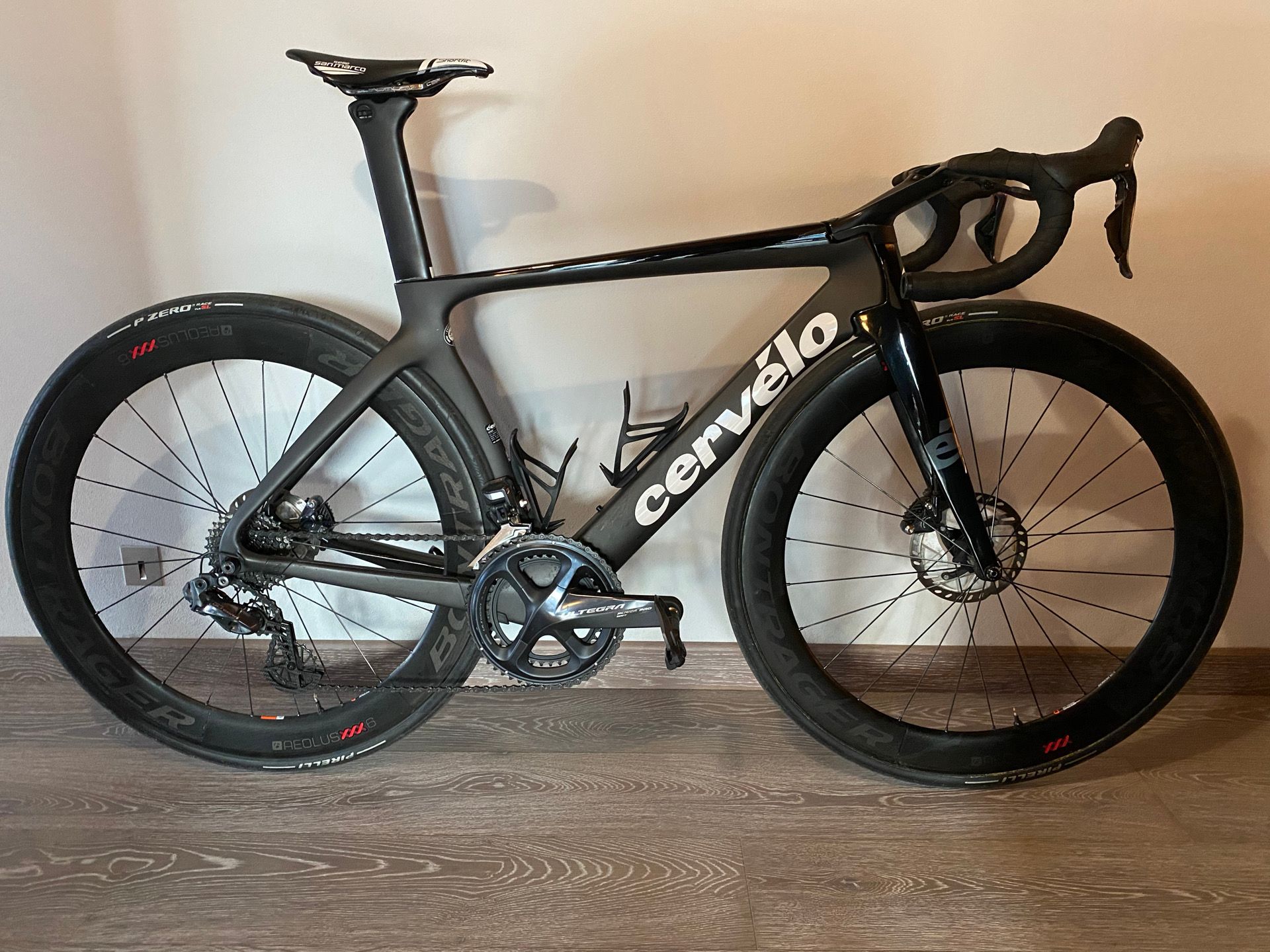 Cervélo S5 Ultegra Di2 2022 | buycycle