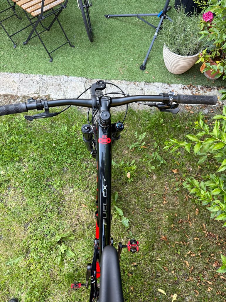 Used Trek Fuel ex SRAM NX 2023 Mountainbike, Red, 29 — image 7 of 17
