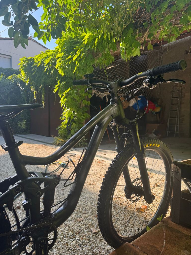 Used Giant Giant VTT Tout Suspendu 29 2023 Mountainbike, Nero — image 6 of 8