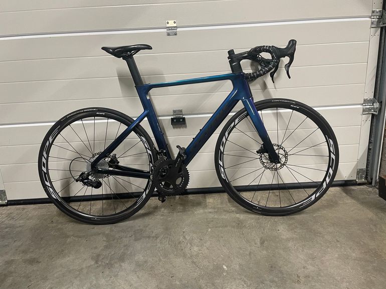 Used Stevens Arcalis Campagnolo Chorus 2023 Road & Gravel, Blau — image 1 of 15