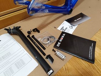 Used De Rosa Merak Frameset 2022 Road & Gravel, Blau — image 5 of 12