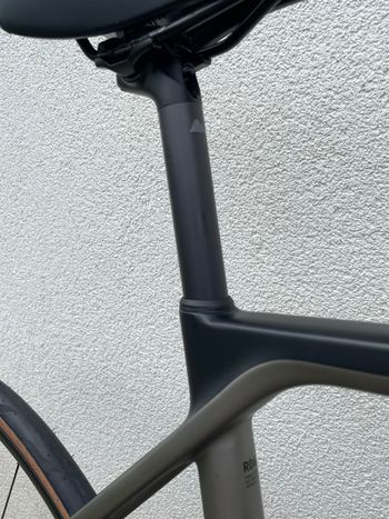 Used Canyon Grail CF SL 7 2021 2021 Road & Gravel, Black — image 13 of 14