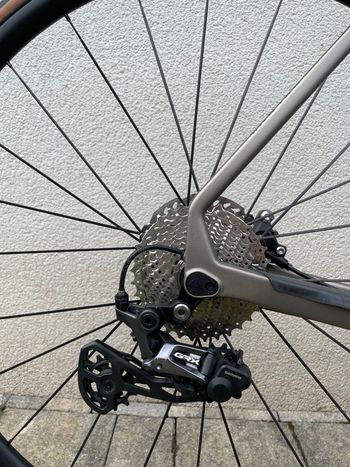 Used Canyon Grail CF SL 7 2021 2021 Road & Gravel, Black — image 7 of 14