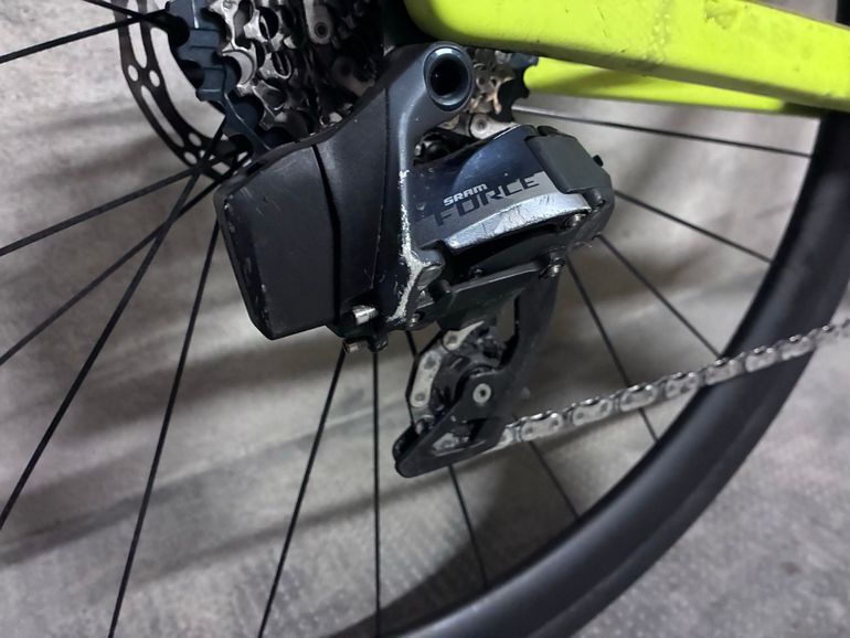 Used BMC Teammachine SLR 01 FOUR 2022 2022 Road & Gravel, Verde — image 5 of 11