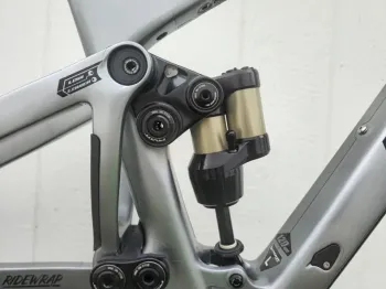 Used Pivot TRAIL 429 Pro X0 Eagle Transmission w/ Carbon Wheels 2024 Frameset 2024 Mountainbike, Light Gray, 29 — image 6 of 14