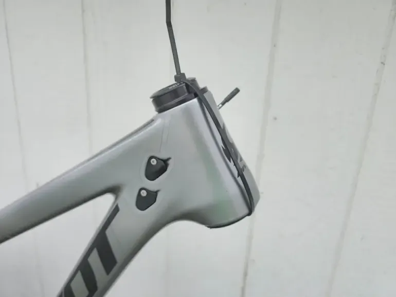 Used Pivot TRAIL 429 Pro X0 Eagle Transmission w/ Carbon Wheels 2024 Frameset 2024 Mountainbike, Light Gray, 29 — image 9 of 14