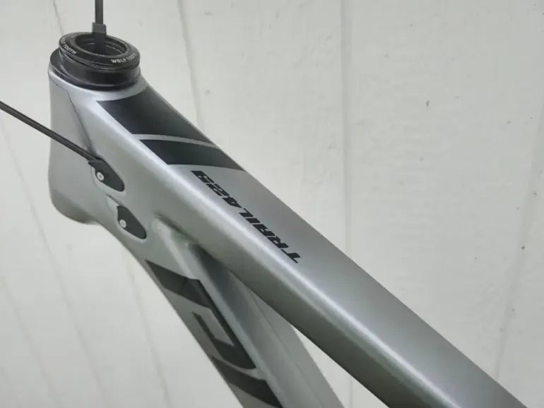Used Pivot TRAIL 429 Pro X0 Eagle Transmission w/ Carbon Wheels 2024 Frameset 2024 Mountainbike, Light Gray, 29 — image 12 of 14