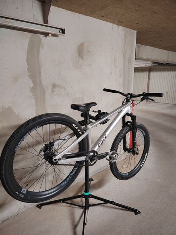 Used Rose THE BRUCE 2 2023 2023 Mountainbike, Grigio chiaro — image 11 of 18