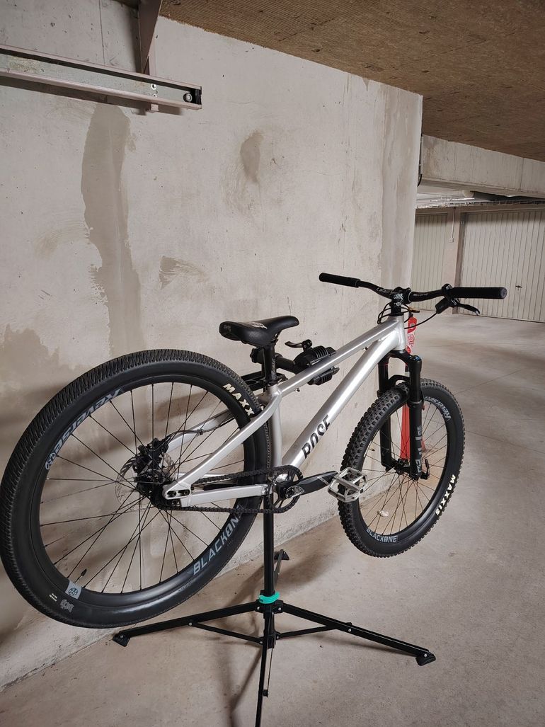 Used Rose THE BRUCE 2 2023 2023 Mountainbike, Grigio chiaro — image 11 of 18