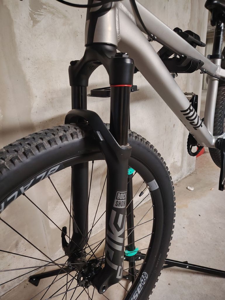 Used Rose THE BRUCE 2 2023 2023 Mountainbike, Grigio chiaro — image 7 of 18