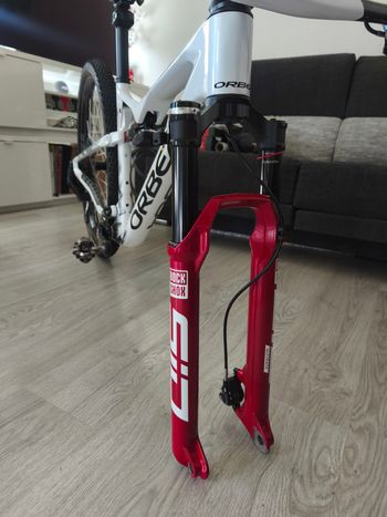 Used Orbea OIZ M-TEAM AXS 2025 Frameset 2025 Mountainbike, Blanco — image 2 of 15