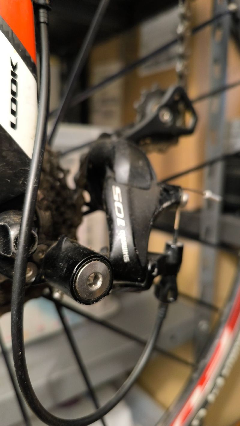 Used Look 586 Shimano 105 2011 Road & Gravel, White — image 3 of 5