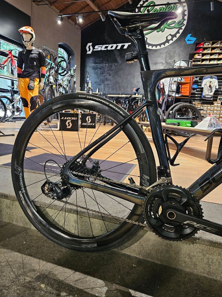Used Bottecchia Aerospace Shimano Ultegra 2023 Road & Gravel, Schwarz — image 3 of 5