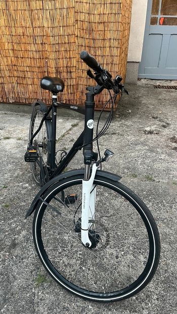 Used E-Bike Manufaktur Bike Manufaktur Black Cross 28 Zoll Cross Trekkingrad Urban & Touring