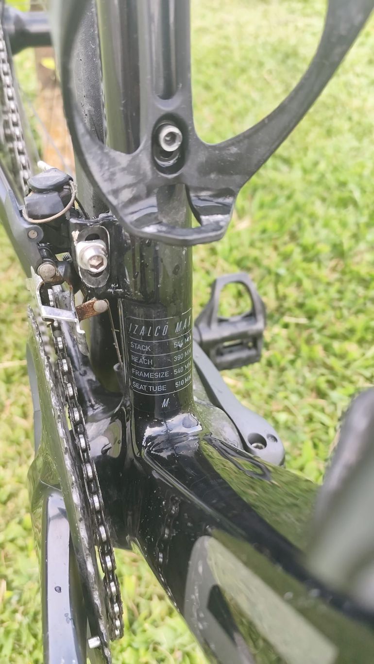 Used Focus IZALCO MAX DISC 8.8 2020 2020 Road & Gravel, Nero — image 3 of 6