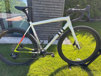 Used Specialized Crux Pro - SRAM Force XPLR eTAP AXS 2024 2024 Road & Gravel, White — image 4 of 16