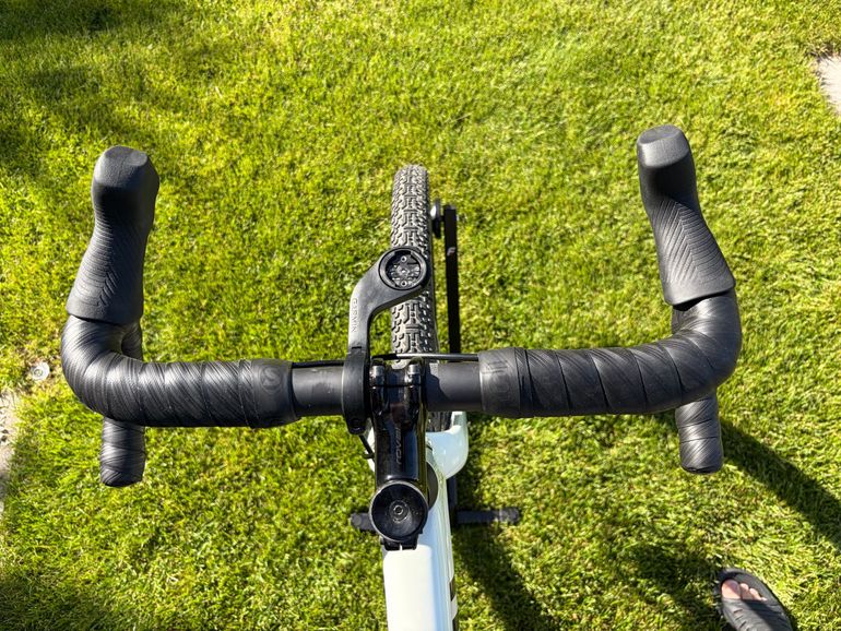 Used Specialized Crux Pro - SRAM Force XPLR eTAP AXS 2024 2024 Road & Gravel, White — image 9 of 16