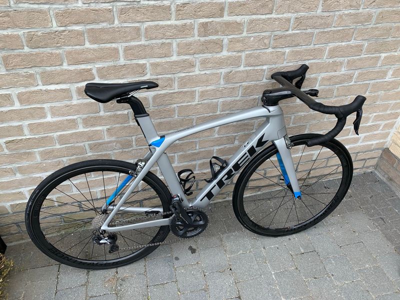 Used Trek Madone 9.5 2018 2018 Road & Gravel, Light Gray — image 6 of 6