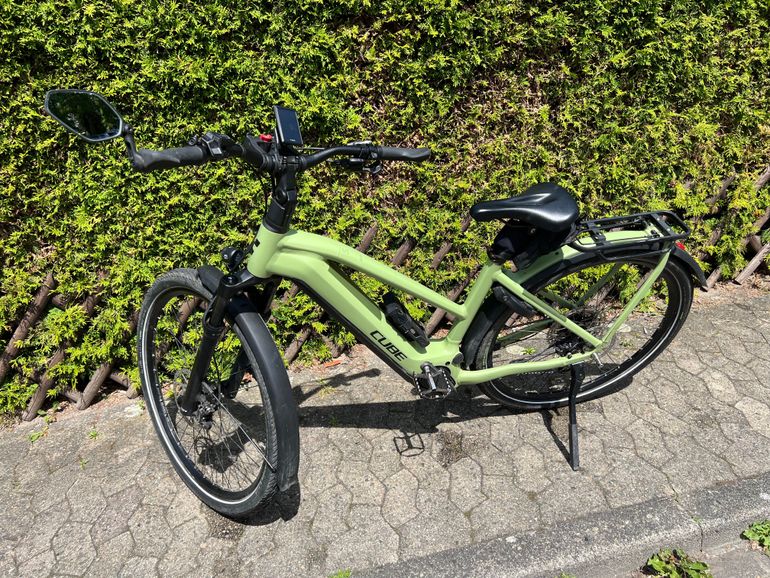 Used CUBE KATHMANDU HYBRID, SLX 750 2024 2024 Urban, Green — image 1 of 6