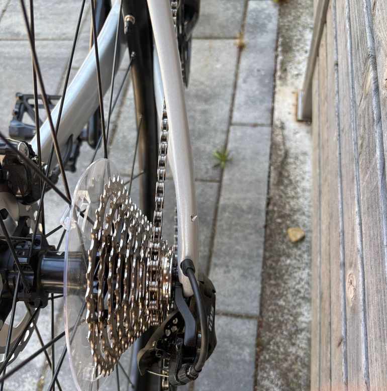 Used BH Bikes BH Bikes Custom Shimano 105 2024 Road & Gravel, Gris claro — image 9 of 14