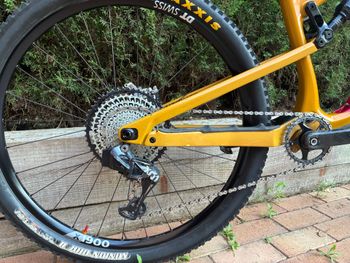 Used Rocky Mountain Instinct Carbon 50 2022 2022 Mountainbike, Red, 27.5, 29 — image 3 of 11