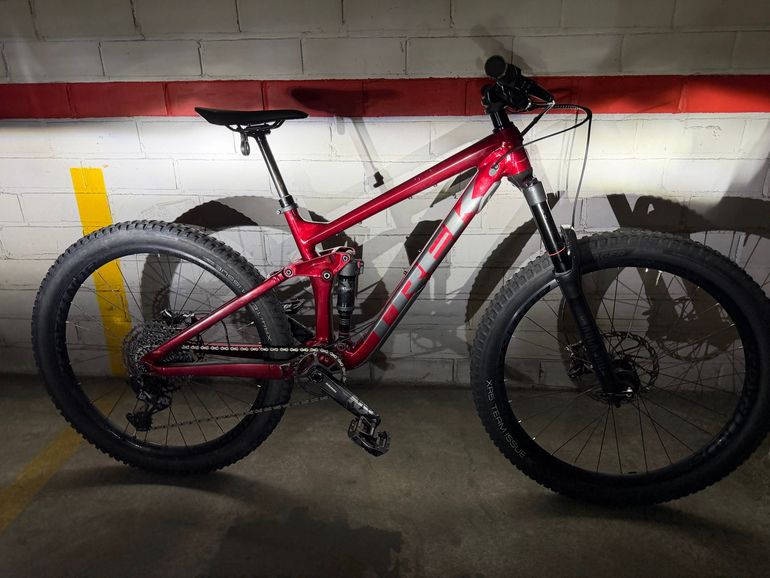 Used Trek Remedy 7 2022 2022 Mountainbike — image 2 of 7