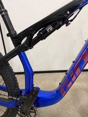 Gebrauchtes Giant Anthem Advanced SL 3 2026 2026 Mountainbike, Blau, 29 — Bild 2 von 5