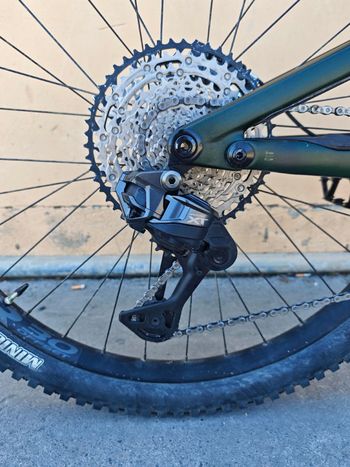 Used Specialized Stumpjumper 15 Pro 2025 2025 Mountainbike — image 5 of 8