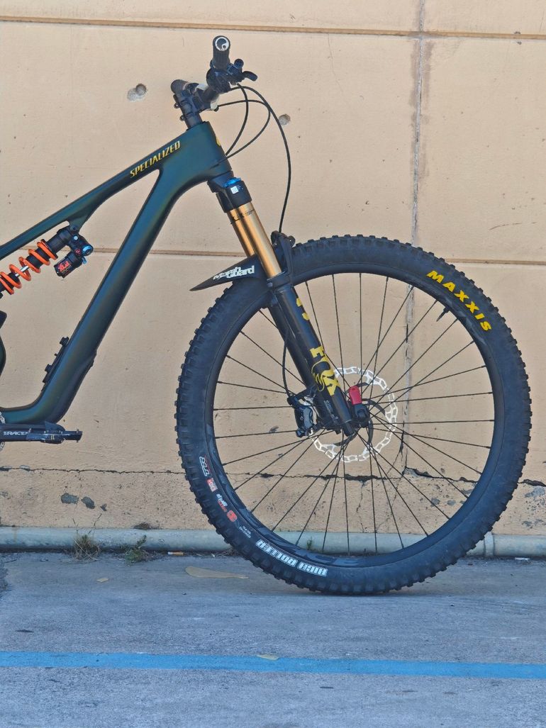 Used Specialized Stumpjumper 15 Pro 2025 2025 Mountainbike — image 2 of 8