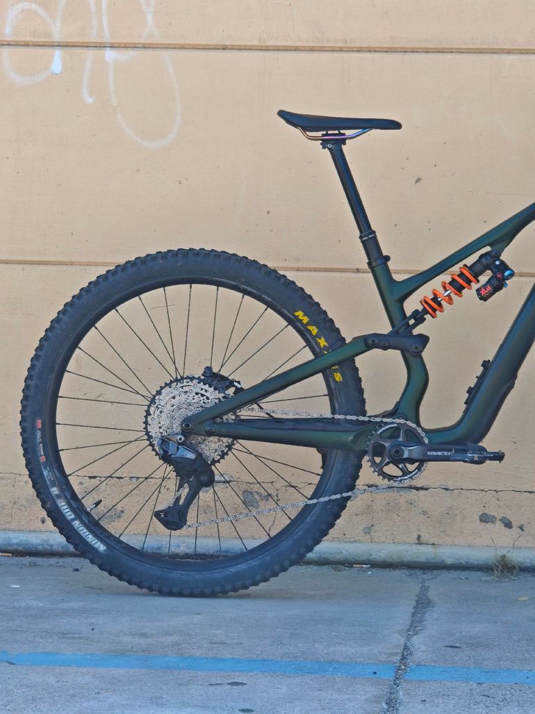 Used Specialized Stumpjumper 15 Pro 2025 2025 Mountainbike — image 3 of 8