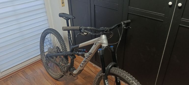 Used Canyon Spectral 29 AL 5 2023 2023 Mountainbike, Black, 29 — image 1 of 6