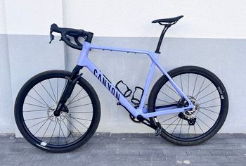 Used Canyon Grizl CF 8 w/ RIFT 2026 2026 Road & Gravel — image 2 of 14