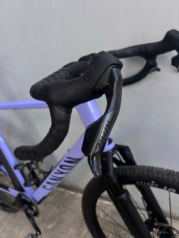 Used Canyon Grizl CF 8 w/ RIFT 2026 2026 Road & Gravel — image 13 of 14