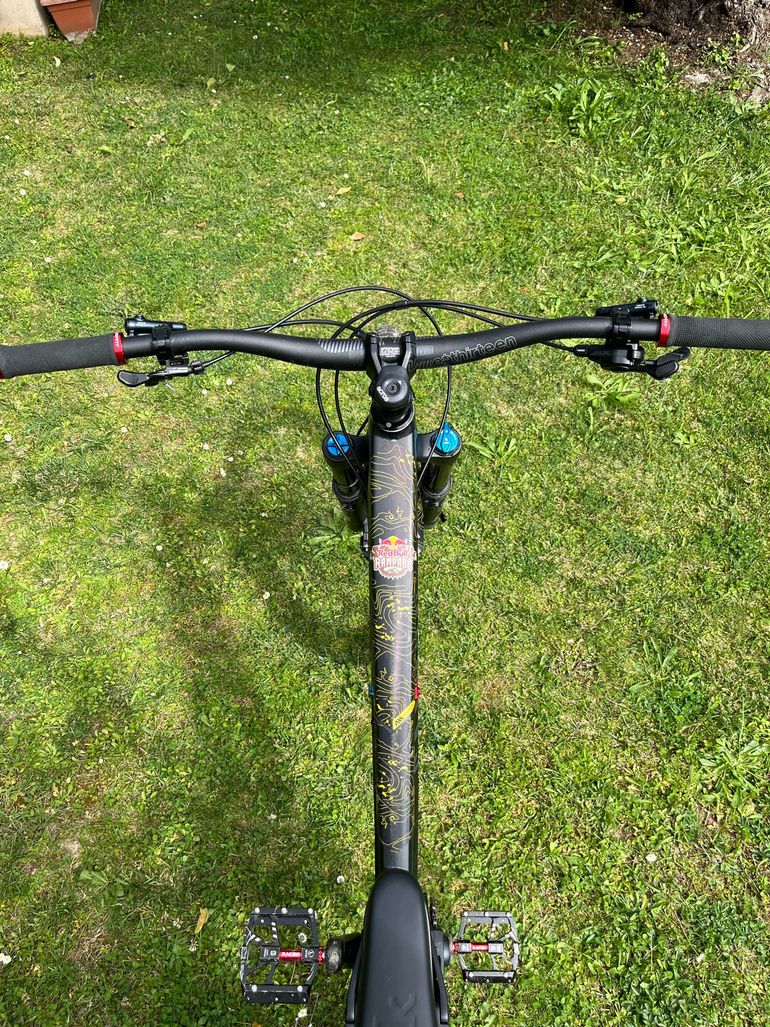 Used Canyon Torque 6 2021 2021 Mountainbike, Black, 27.5 — image 4 of 7