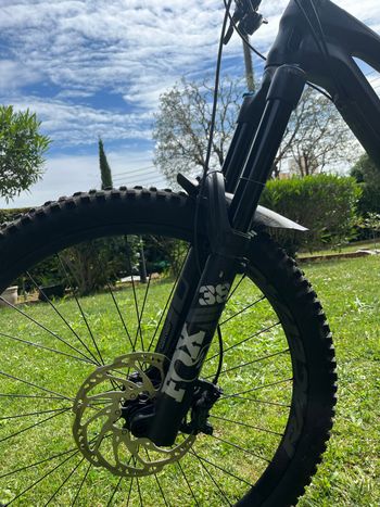 Used Canyon Torque 6 2021 2021 Mountainbike, Black, 27.5 — image 3 of 7