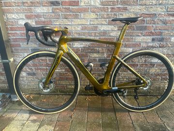 Used Flanders Custom Shimano 105 Di2 2025 Road & Gravel, Orange — image 2 of 14