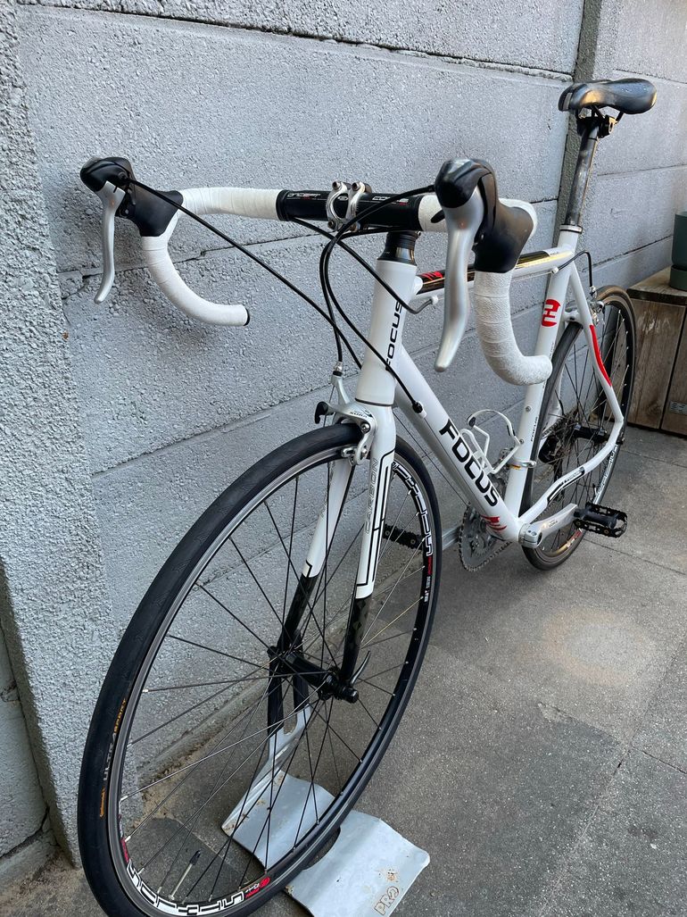 Used Focus Variado Shimano Sora 2011 Road & Gravel, Bianco — image 4 of 16