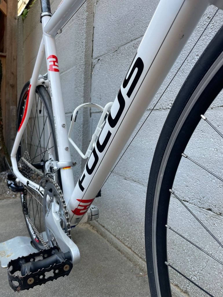 Used Focus Variado Shimano Sora 2011 Road & Gravel, Bianco — image 5 of 16